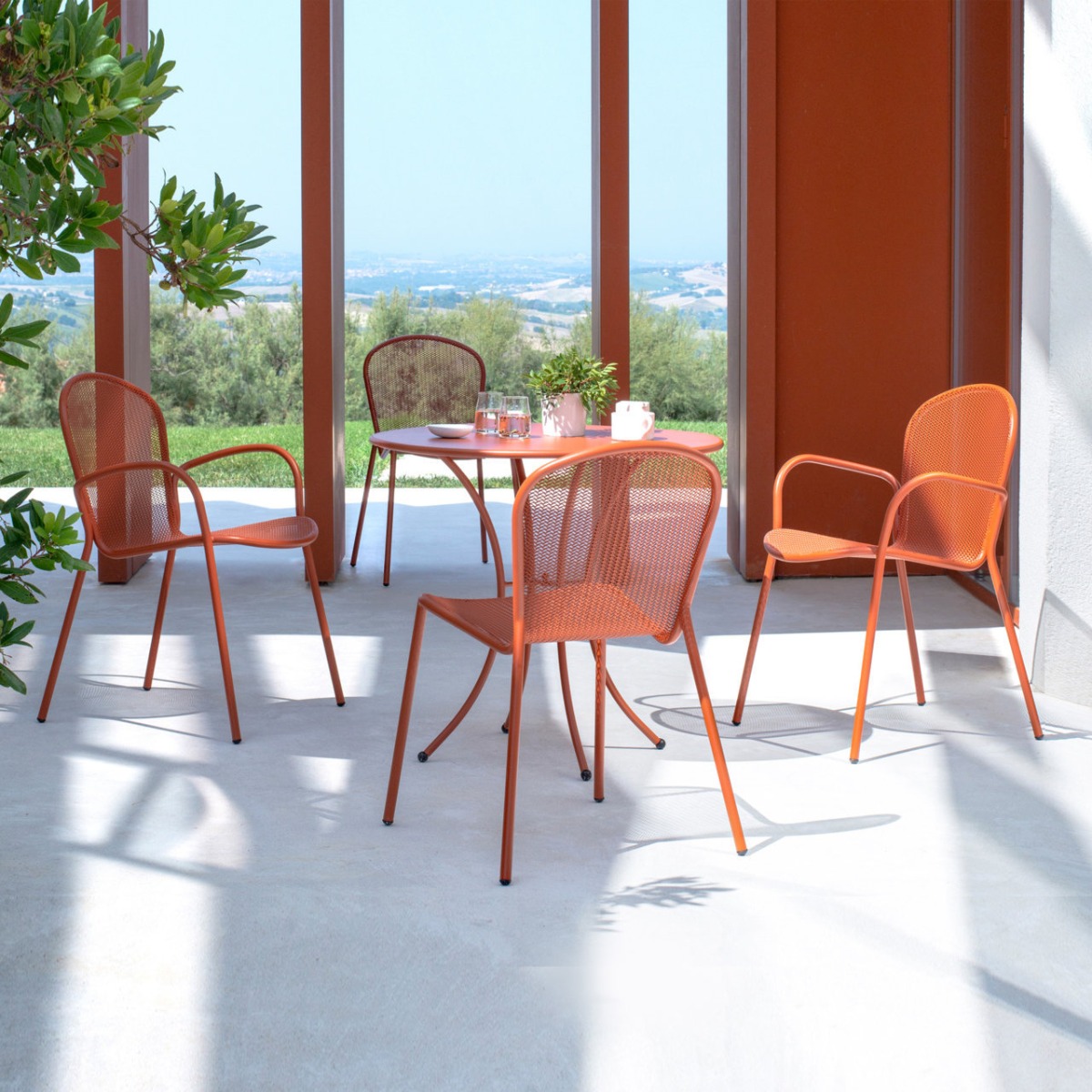 Emu Dining Set Pigalle Ronda X