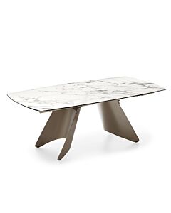 Connubia tavolo Orion sagomato