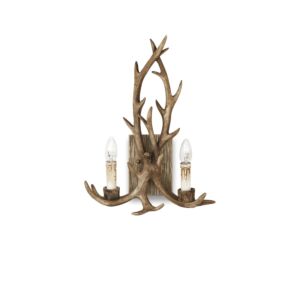 Applique rustica Ideal Lux Chalet riproduzione fedele di corna di cervo e legno. 