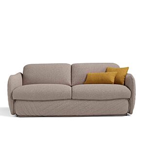 divano letto trapuntato Moon di Diienne, 3 posti, rivestimento tortora, cuscini decorativi senape